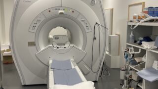 MRI